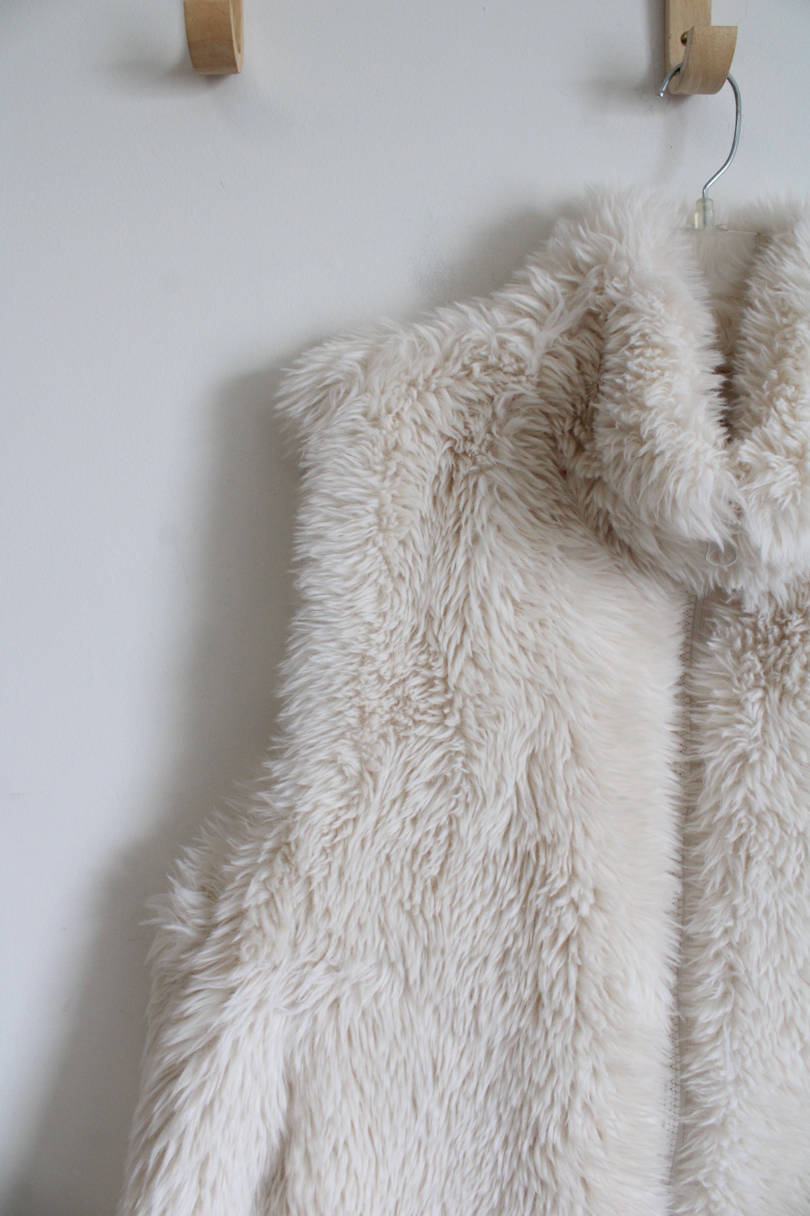 Skye's The Limit Cream Faux Fur Vest | XL