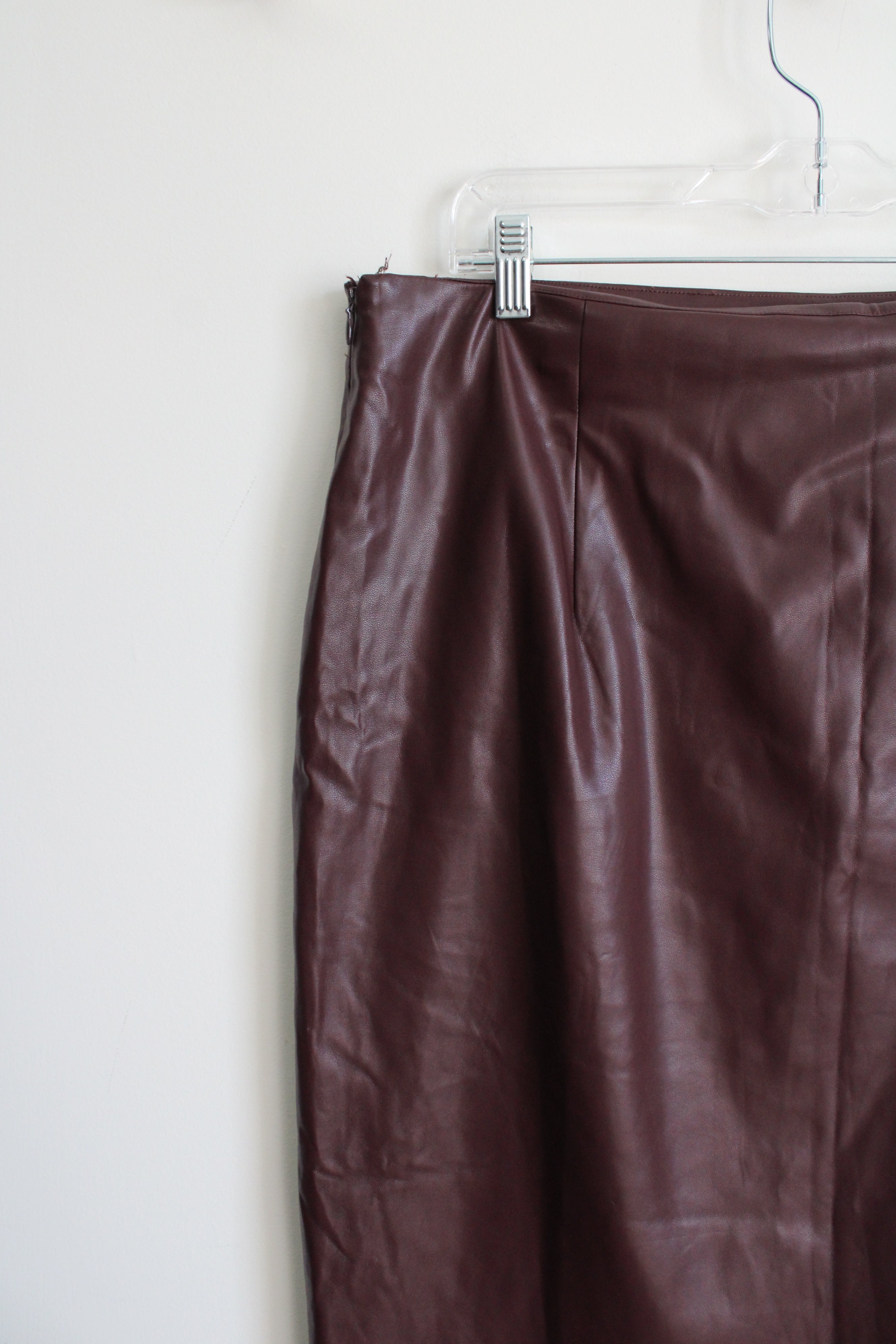 Ann Taylor Burgundy Faux Leather Fitted Skirt | 14