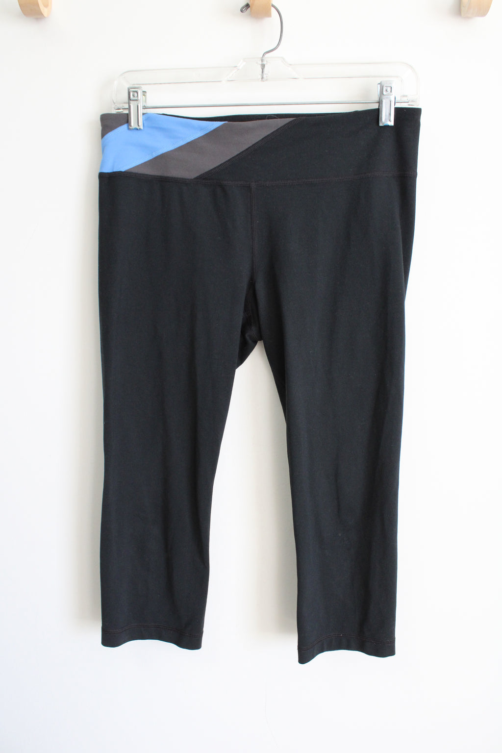 Under Armour Capri Black Legging | M