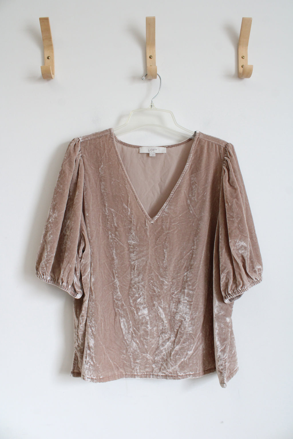 LOFT Taupe Crushed Velvet V-Neck Top | XL