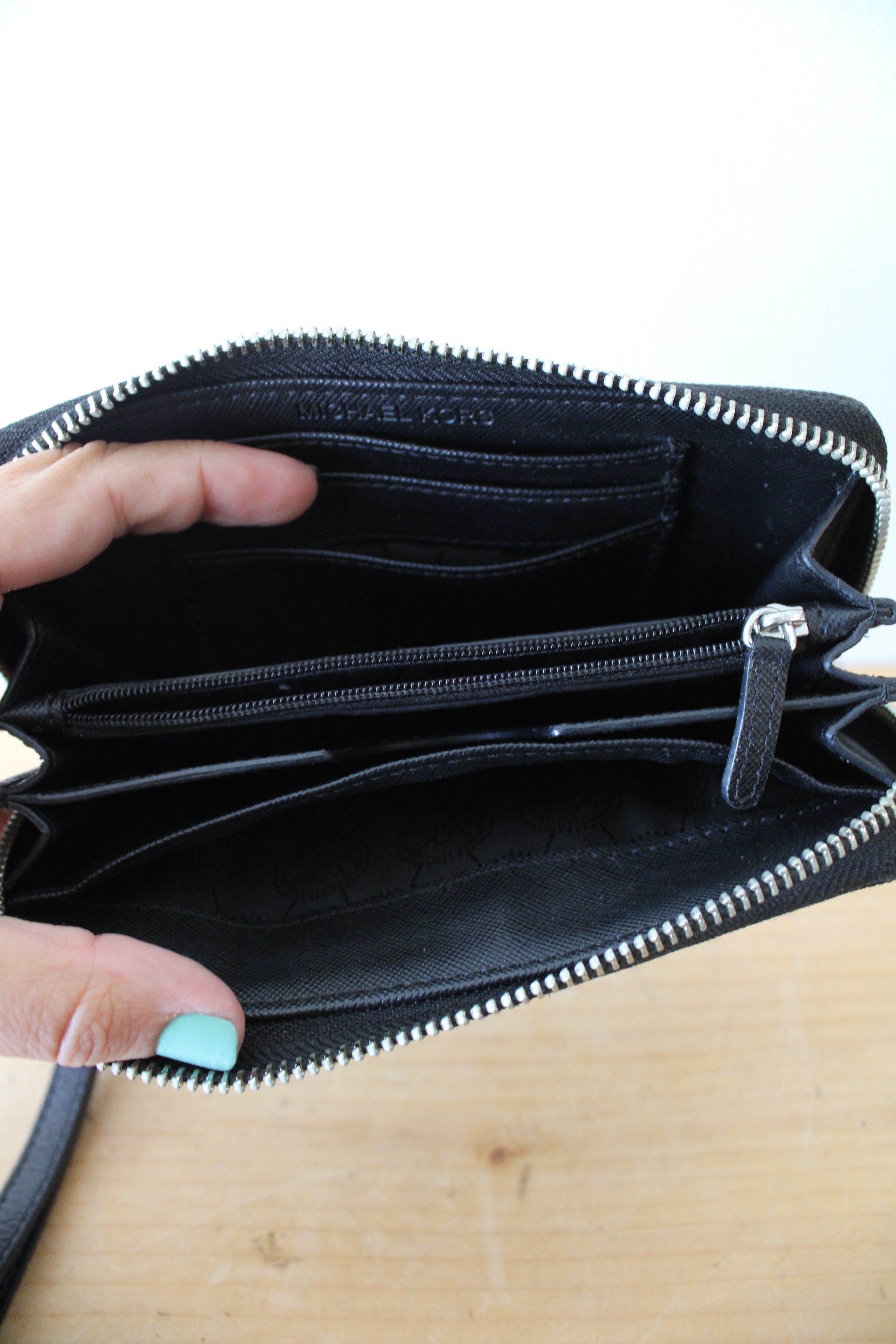 Michael Kors Jet Set Black Logo Corner Zip Wallet