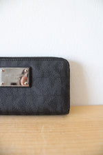 Michael Kors Jet Set Black Logo Corner Zip Wallet