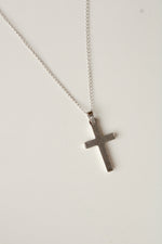 14K White Gold Cross Pendant Necklace