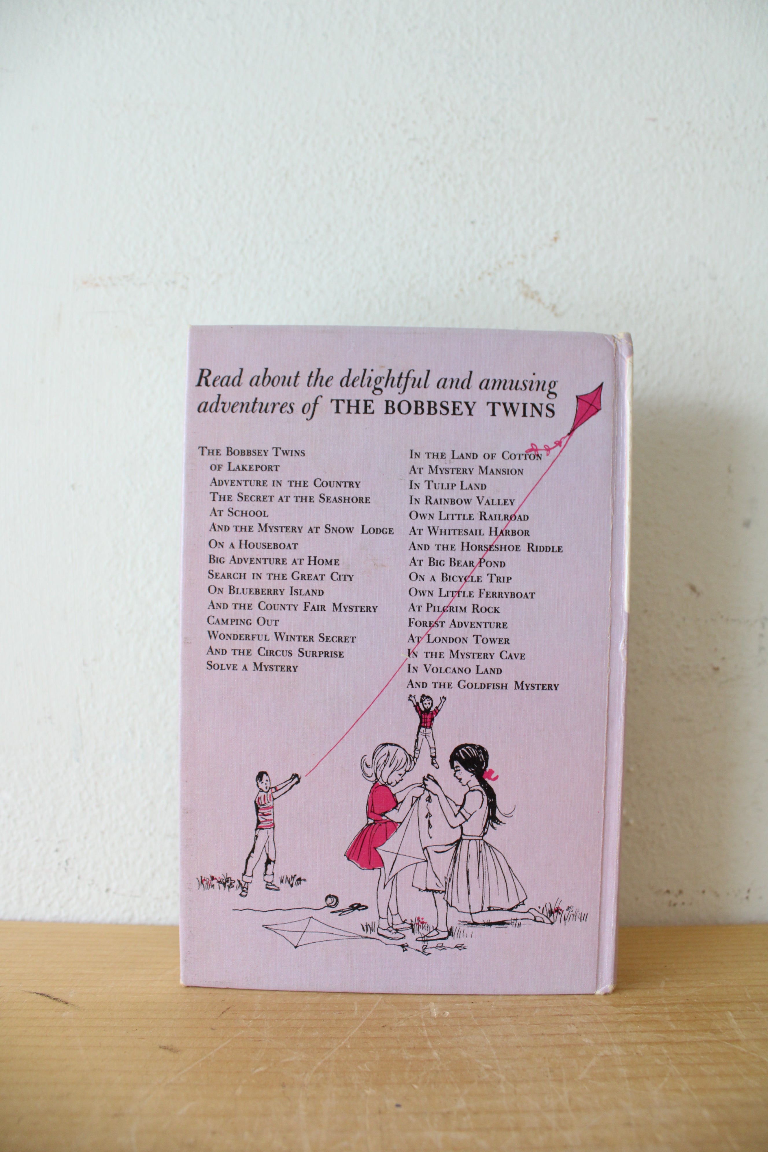 The Bobbsey Twins' Wonderful Winter Secret By Laura Lee Hope