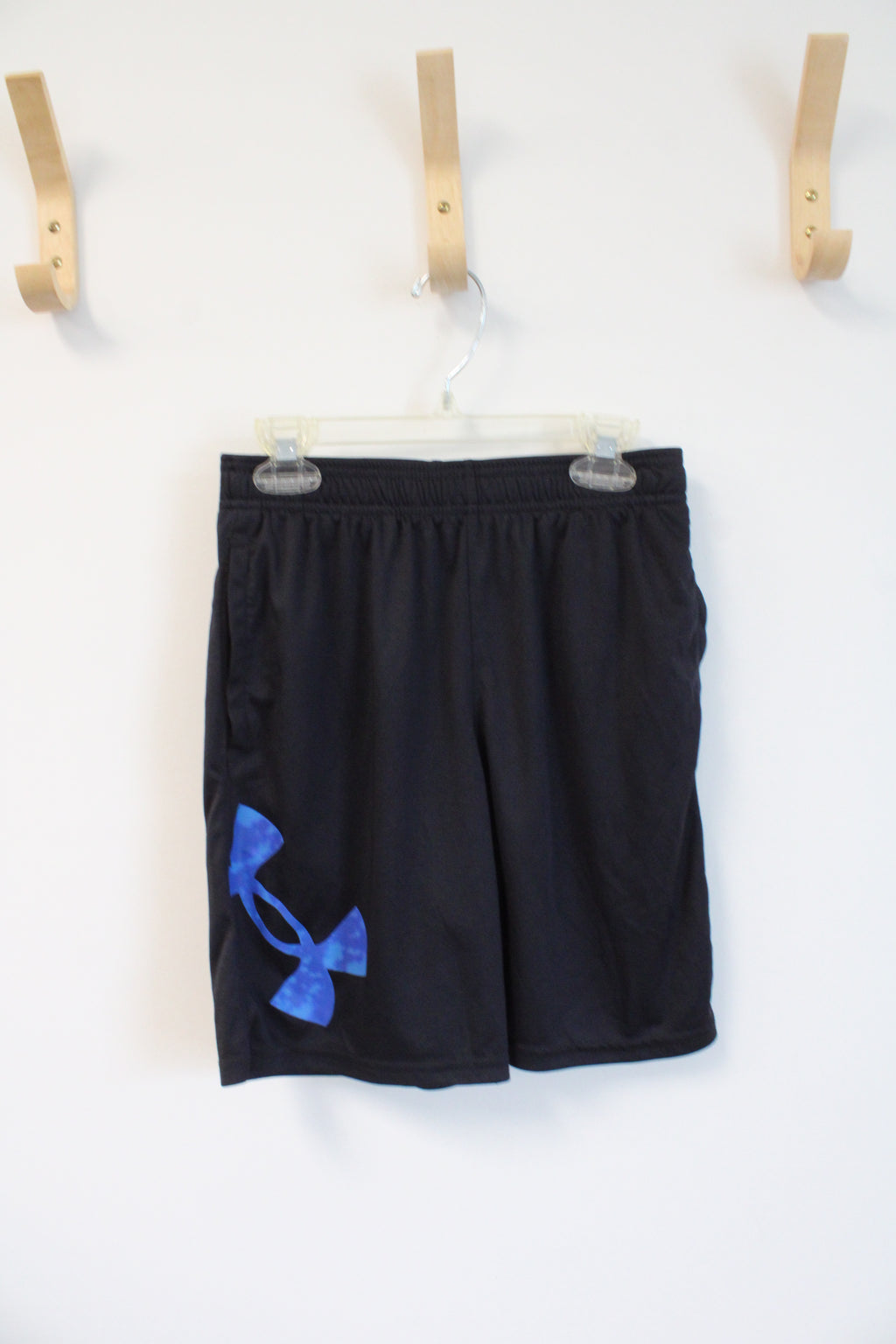 Under Armour Black Athletic Short | Youth L