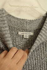 American Eagle Gray Knit Sweater | M