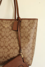 Coach City Tote Reversible Purse & Pouch Set