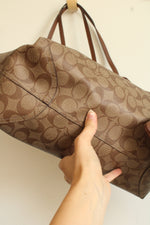 Coach City Tote Reversible Purse & Pouch Set