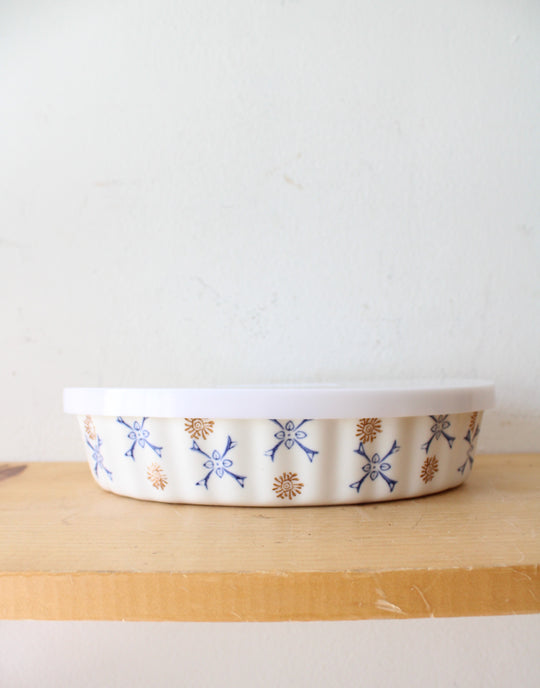 Temptations By Tara Blue & Brown Ribbed Scalloped Oval Medium Casserole Dish