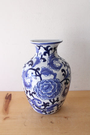 Blue & White Chinoiserie Porcelain Hanging Vase