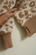 Aerie White and Tan Cheetah Fuzzy Sweater | M