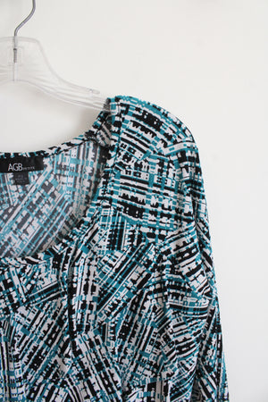 AGB Petite Blue and White Patterned Top | L