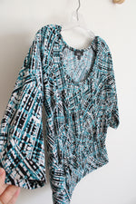 AGB Petite Blue and White Patterned Top | L