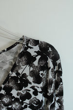 NEW J. Jill Wearever Collection Black and White Floral V-neck Blouse | 3X