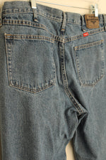 Wrangler Light Wash Relaxed Fit Jeans | 38 x 29