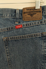 Wrangler Light Wash Relaxed Fit Jeans | 38 x 29