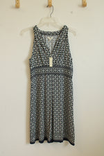 New Max Studio Green and Navy Printed Stretch Dress | M