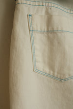 L.L. Bean Off-white Capri Jeans with Blue Threading and Belt | 16P