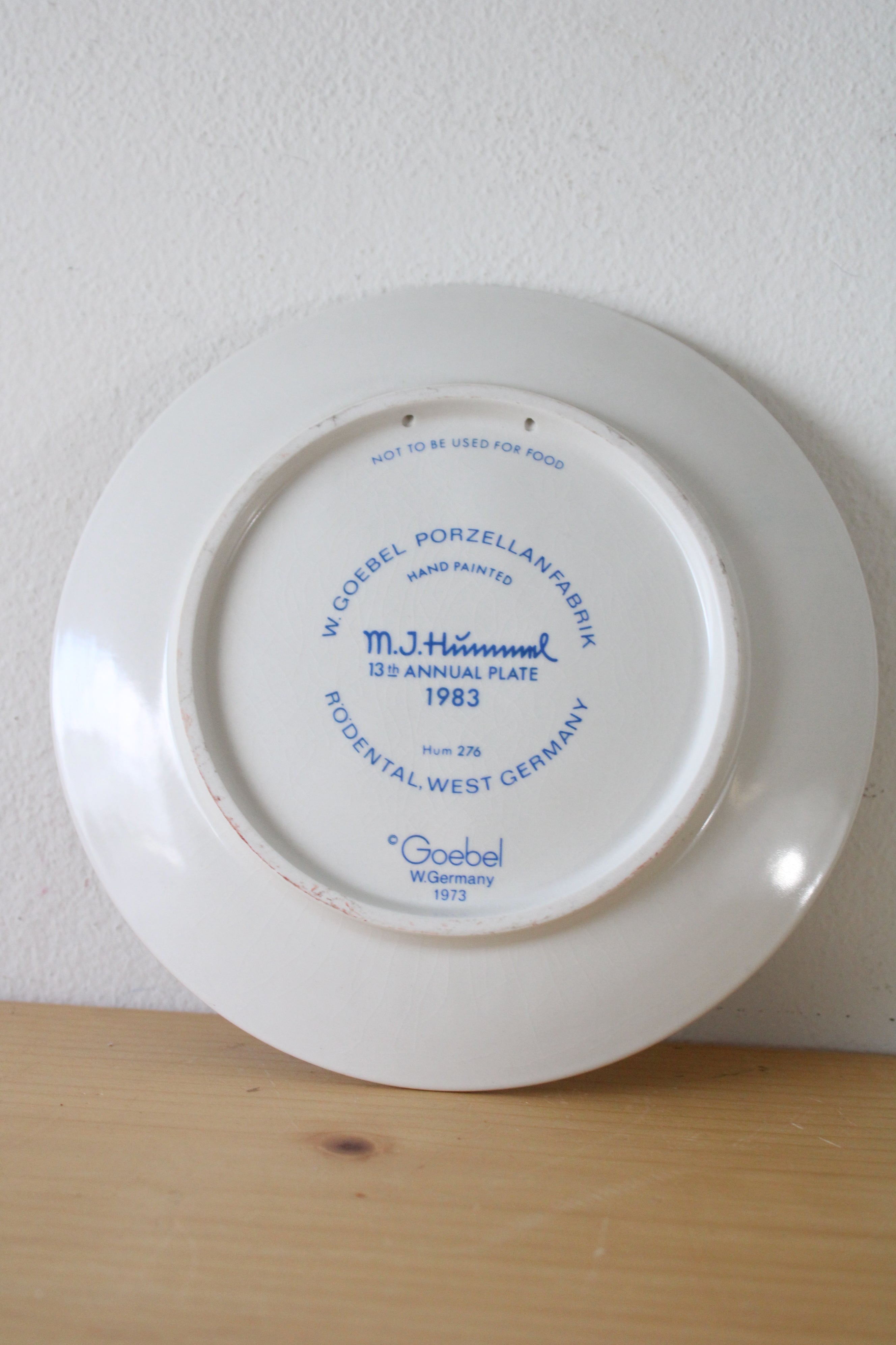 M.J. Hummel 13th Annual Plate 1983 Goebel W. Germany