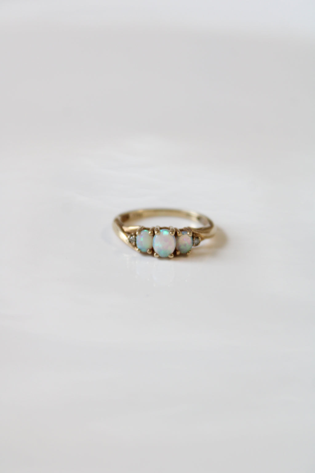 Opal 10K Yellow Gold Ring | Size 5
