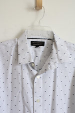 Banana Republic Standard Fit White Patterned Button Down Shirt | M