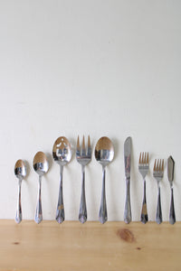 Cambride Stainless China Silverware Set | 44 Pieces