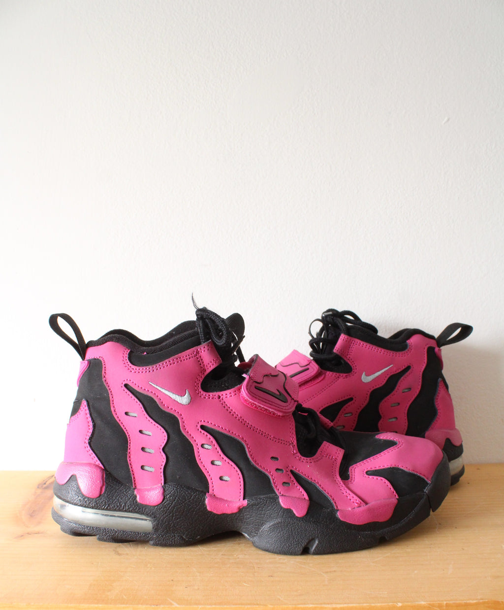 Nike DT Max 96 Retro Vivid Pink & Black High Top Sneakers | Size 8