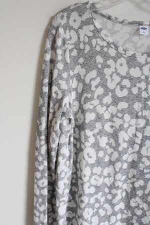 Old Navy Gray White Leopard Print Knit Long Sleeved Shirt | L