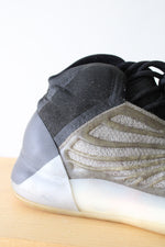 Adidas Yeezy QNTM Barium Gray & Black Sneakers | Size 9