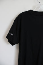 Bleeker & Mercer Black Graphic Tee | L