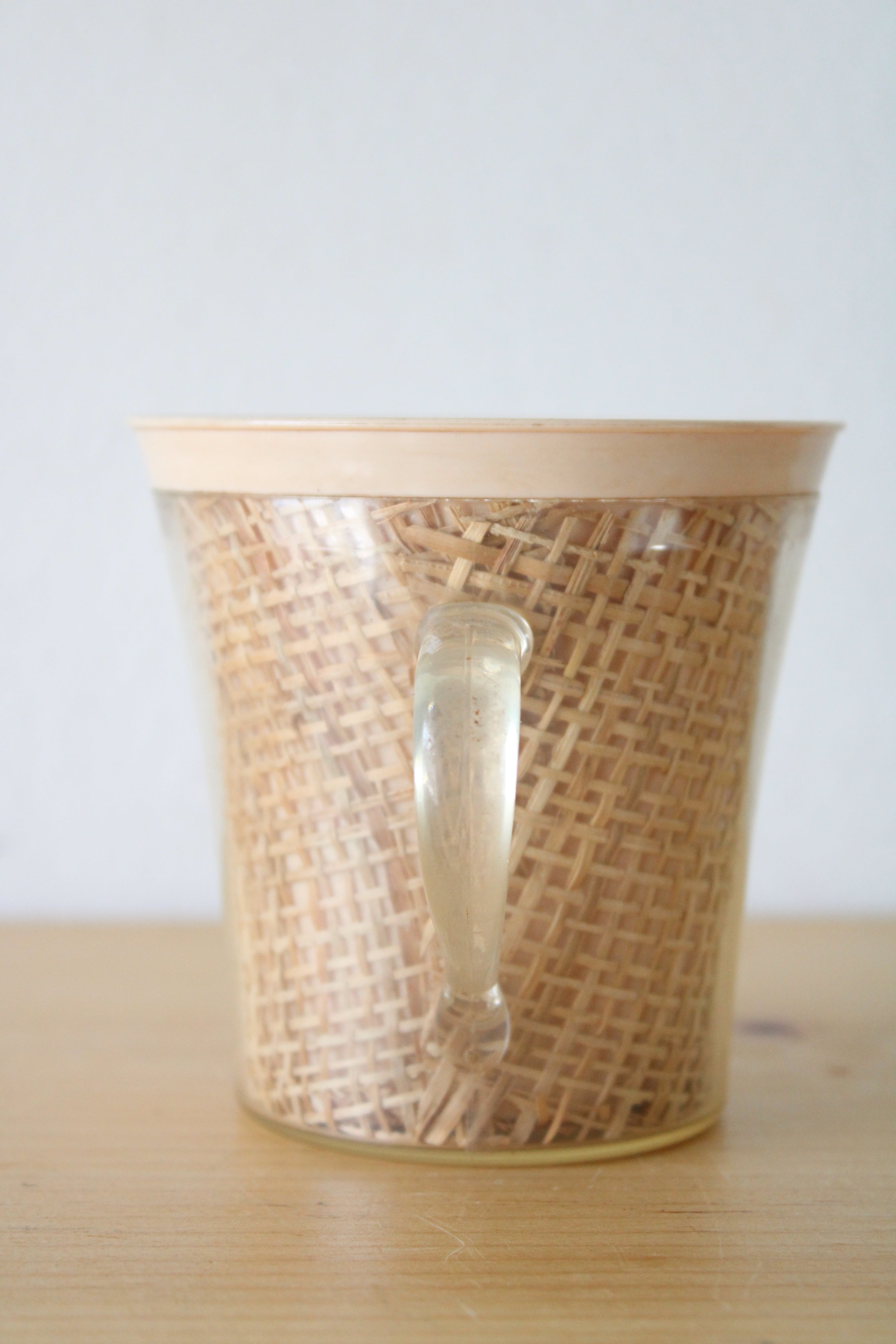 Raffia Ware Burlap Woven Plastic Mug