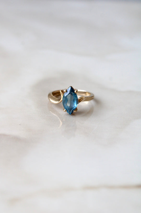 Blue Topaz Marquise Cut 14K Yellow Gold Ring | Size 6.5