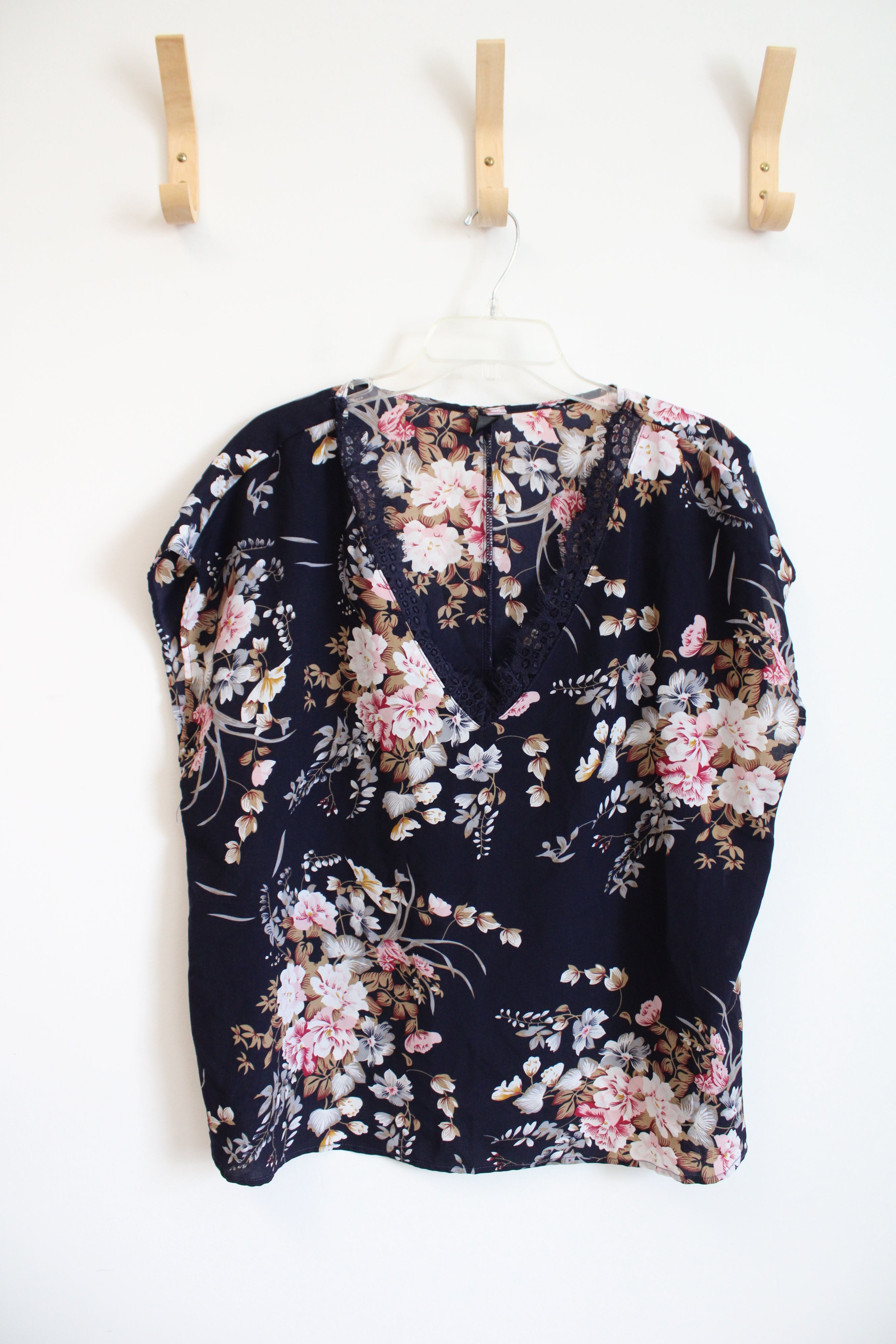 Shein Curve Navy Floral Lace Trim Top | 2XL