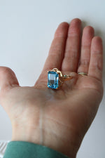 14K Yellow Gold Blue Topaz Ring | Size 6
