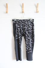 Reebok Black Patterned Athletic Capri Leggings | M