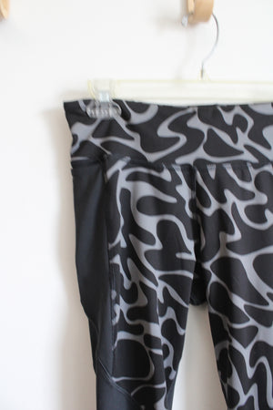 Reebok Black Patterned Athletic Capri Leggings | M