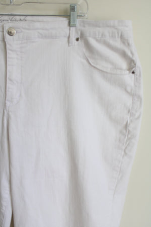 Gloria Vanderbilt White Denim Capri | 24W