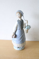Lladro Porcelain Woman With Scarf & Basket Figurine