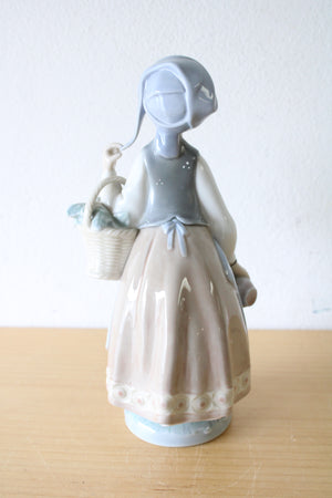 Lladro Porcelain Woman With Scarf & Basket Figurine