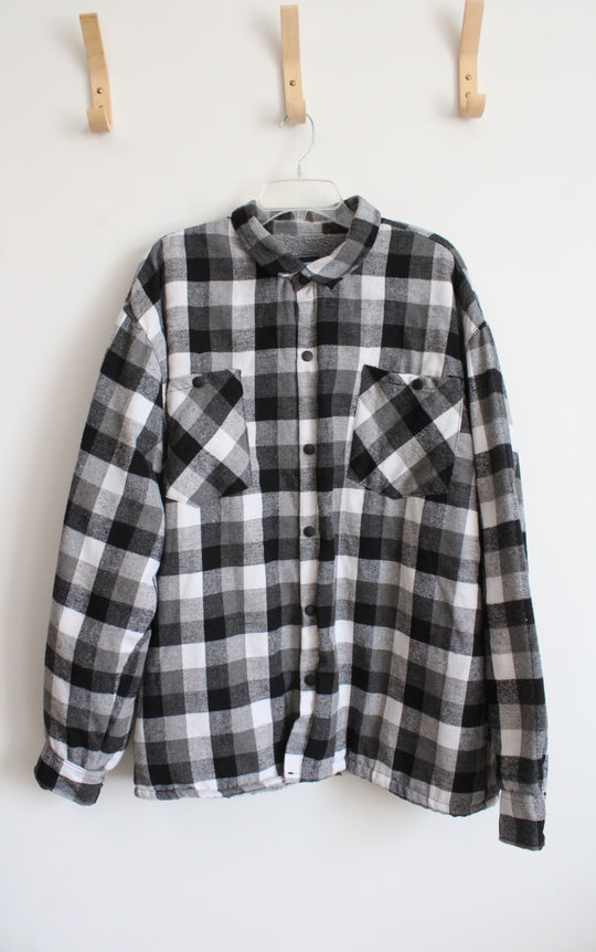 Iceburg Outerwear Black & White Plaid Sherpa Lined Shacket | XL