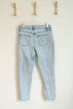 Time and Tru Distressed Light Wash Jeans | 10R
