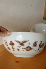 Vintage Pyrex Early American Cinderella Mixing Bowl Set of 2