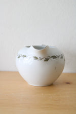 Flair Fine China Japan Irene 4149 Creamer Pourer