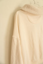 American Eagle Cream Cropped Oversized Sweatshirt with Sherpa Collar | M