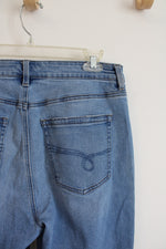 Oflucko Light Wash Distressed Jeans | 12