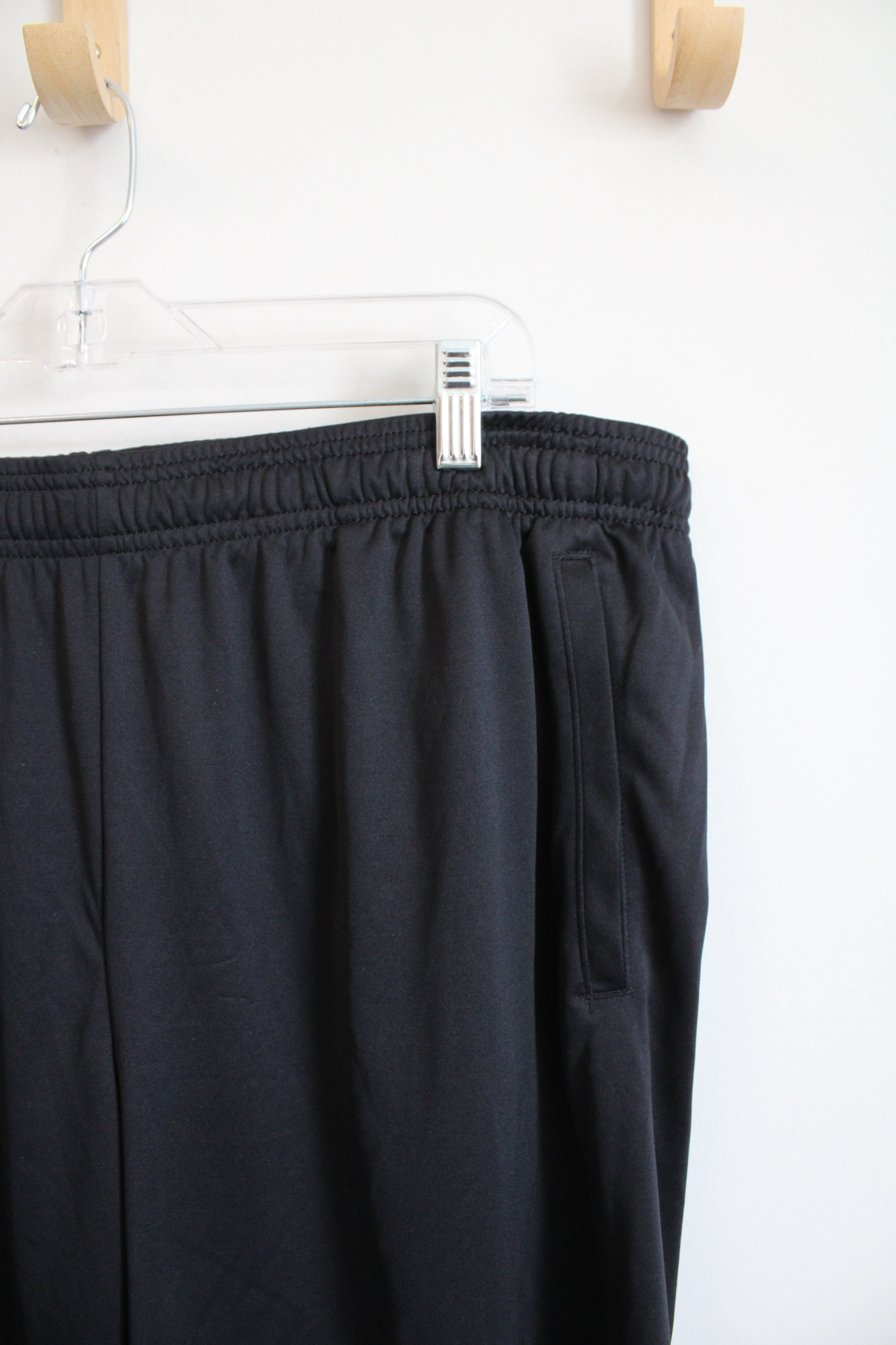 Under Armour American Flag Logo Black Athletic Shorts | XXL