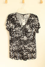 NEW Sammy and Joe Black and White Printed Flare Bottom SS Top | L