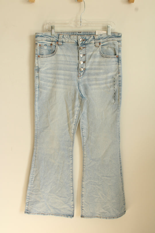 NEW American Eagle Light Wash Boot Jeans | 16-S