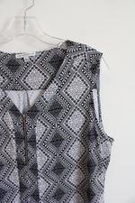 Notations Black & White Diamond Patterned Sleeveless Top | L