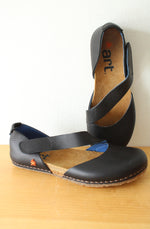 The Art Company Spanish Strap Closed Toe Sandal In Napa Black | Size 38